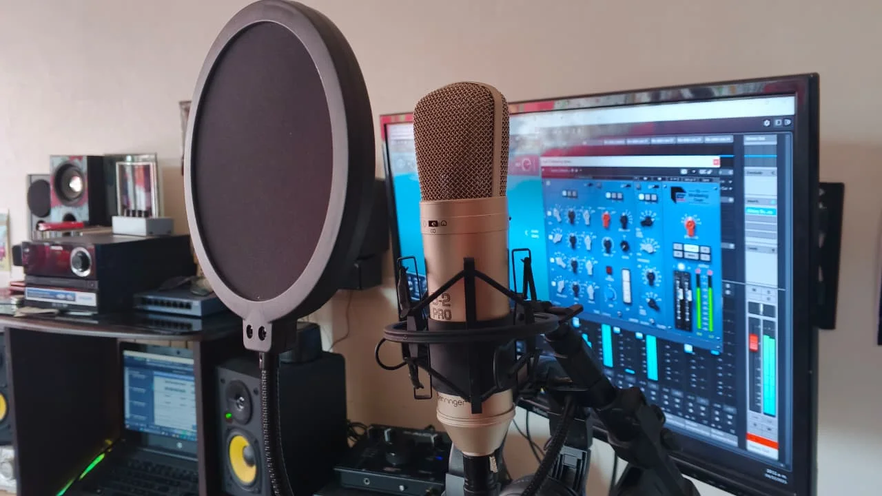 Equipos Profesionales - Micrófono de estudio